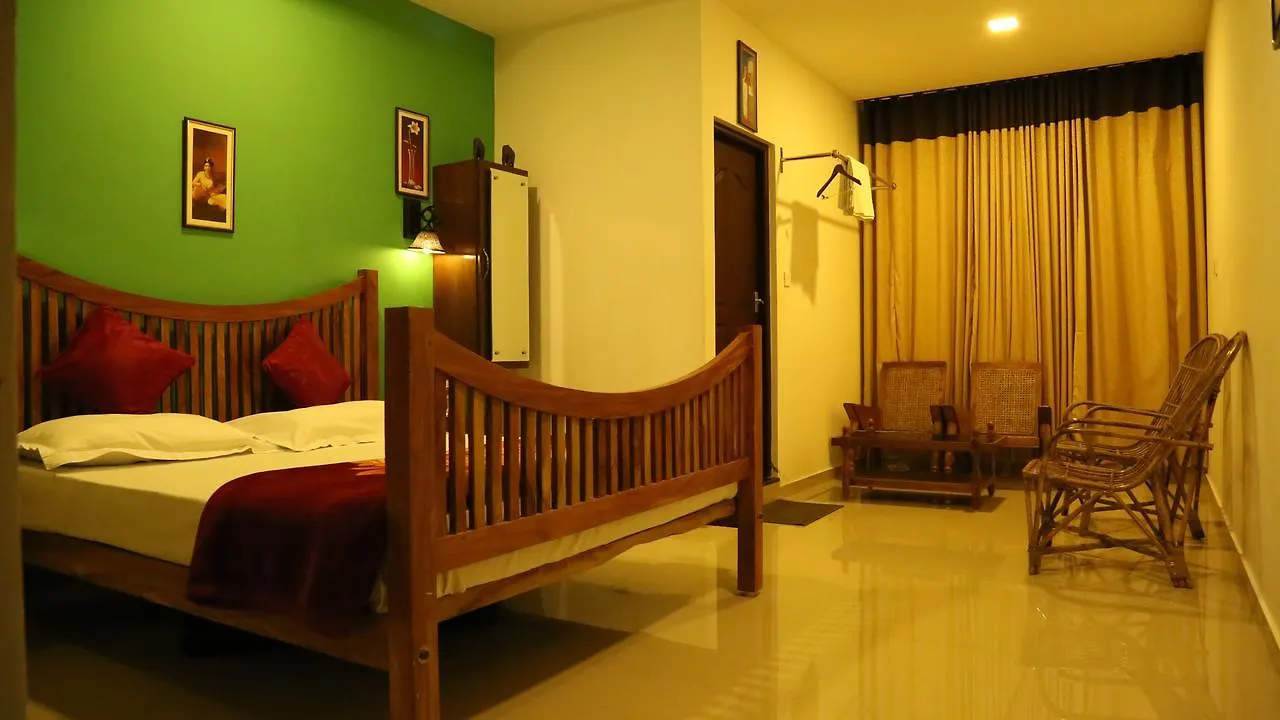 Tranquil Valley Resort Муннар Отель